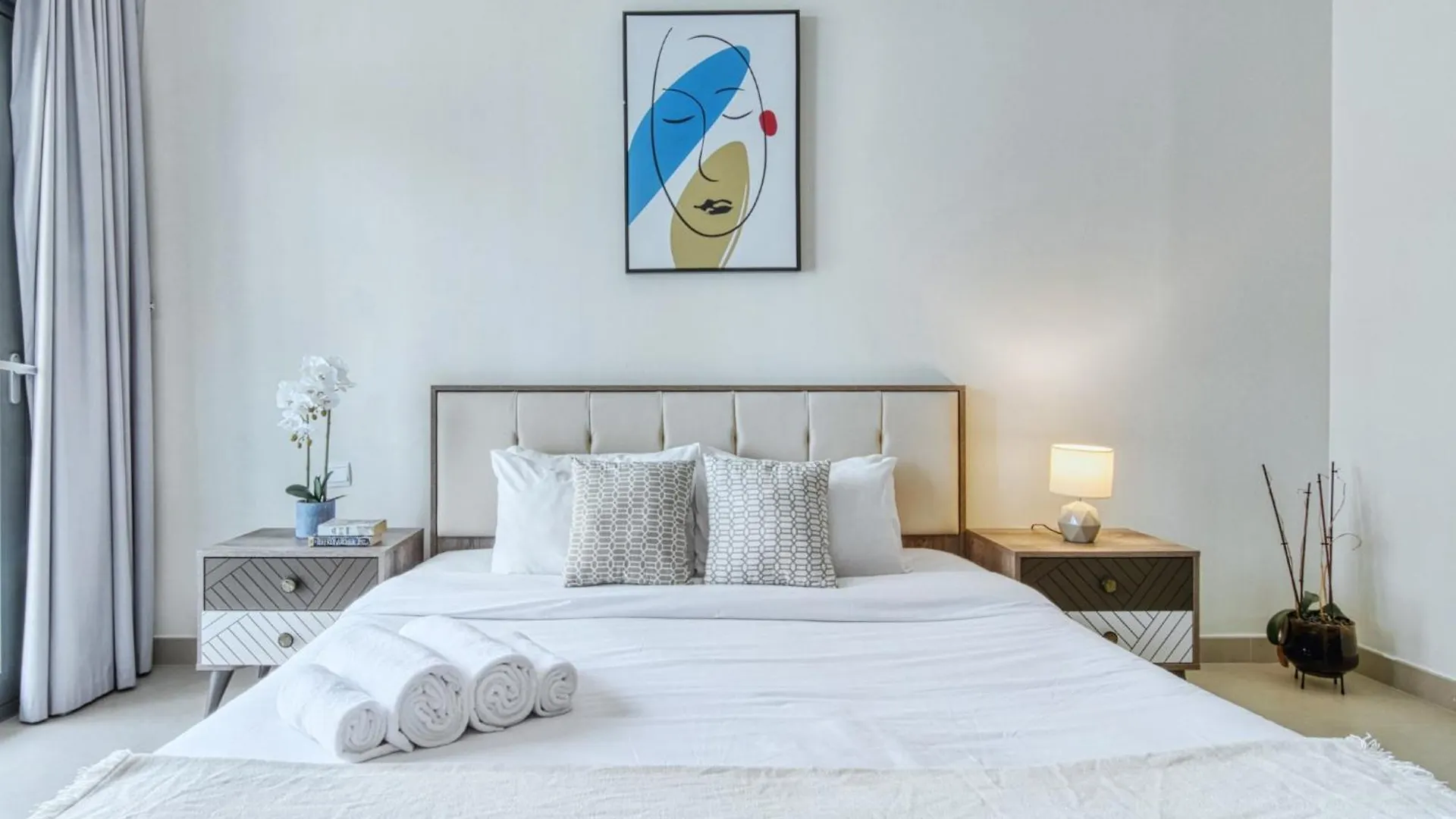 Majestic Stay At Dubai Creek Residences 0*,