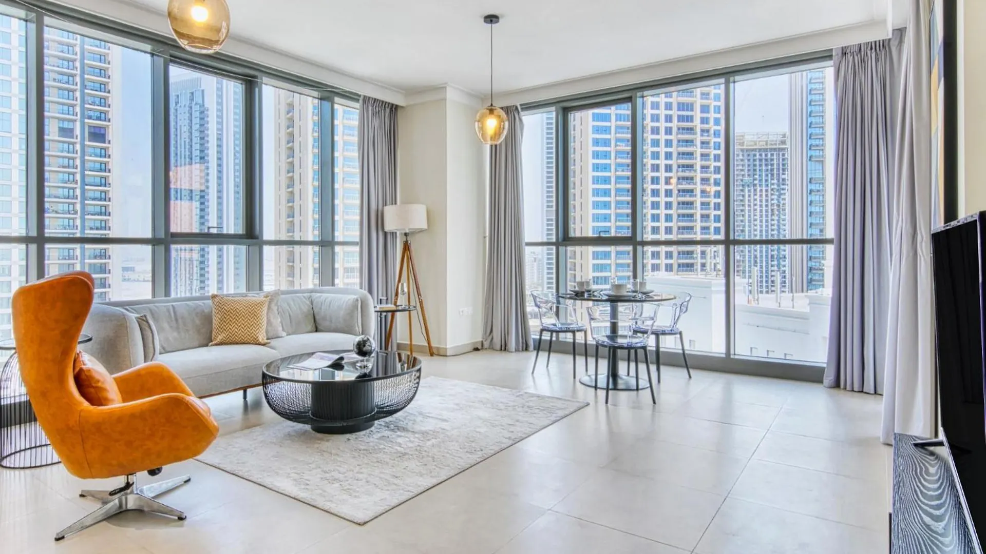Lägenhet Majestic Stay At Dubai Creek Residences Förenade Arabemiraten